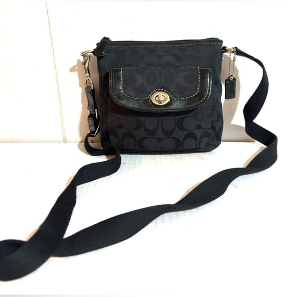 Coach CC signature print canvas crossbody handbag - Picture 2 of 8